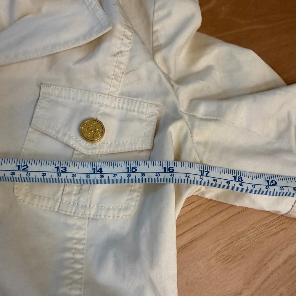 Tory Burch Safari Short Sleeve Jacket Women Size 6 White Gold Logo Button Cotton